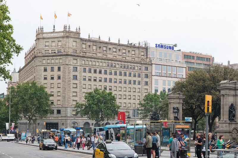 20160528_184320 D4S.jpg - Placa Catalunya, Barcelona; Bank of Spain Building